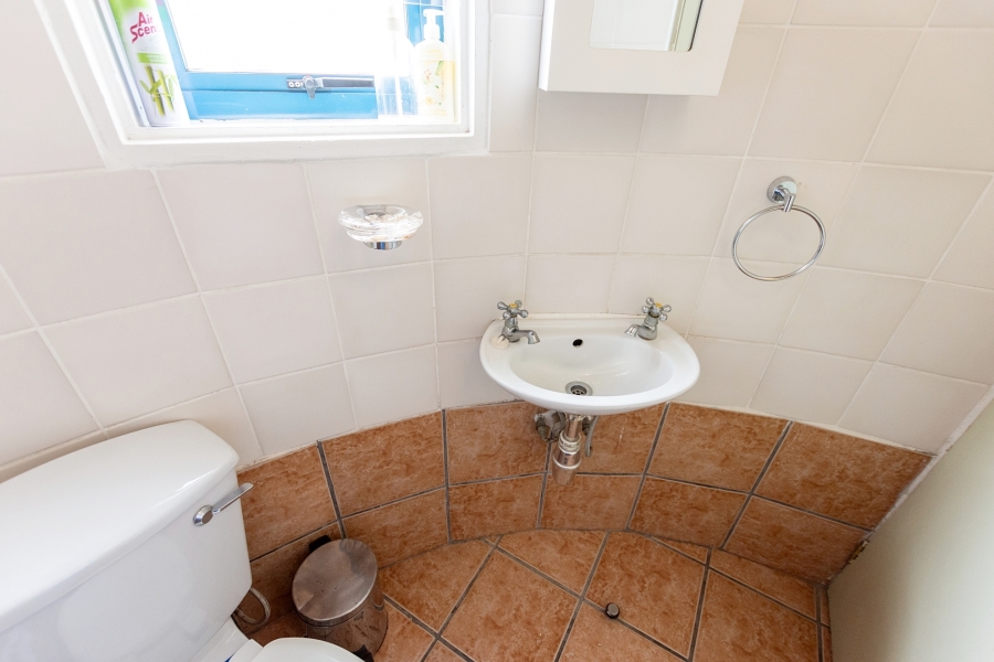 2 Bedroom Property for Sale in Dwarskersbos Western Cape